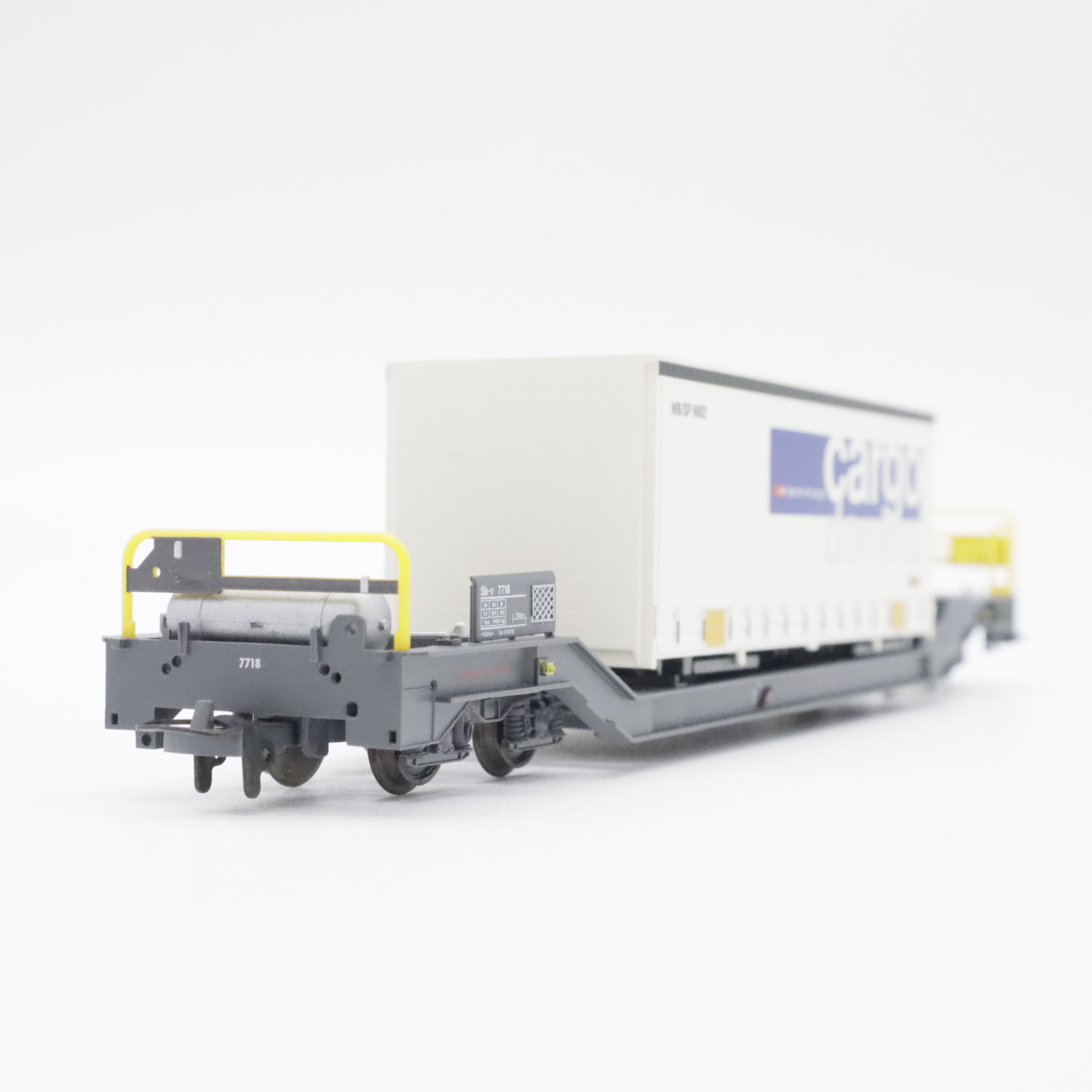 Bemo 2289 128 (3) Bemo 2289 128 RhB Tragwagen Cargo Domino Sb-v 7718 – Bild 3