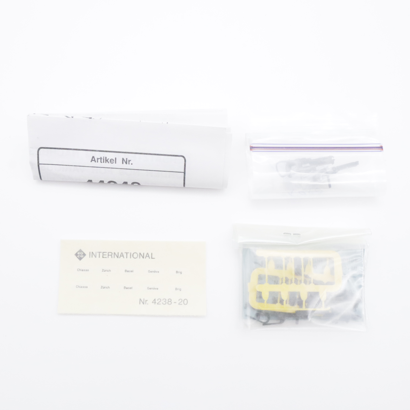 Roco 44248 (6) Roco 44248 SBB Personenwagen 1/2.KL. – Bild 6