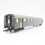 BLS Wagen in Spur H0