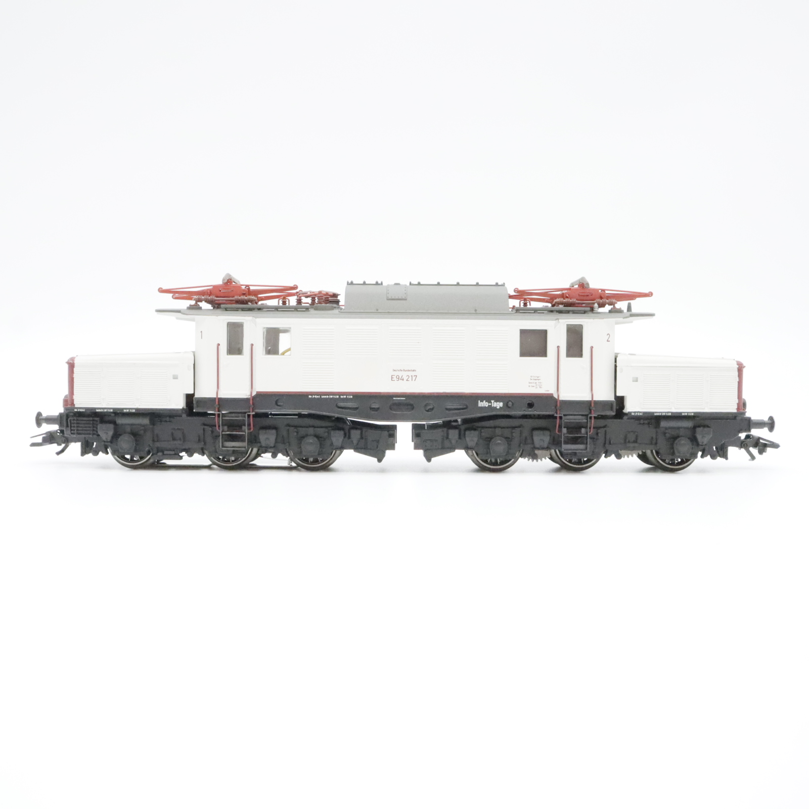 Märklin 39226 (2) Märklin 39226 DB BR E 94 mit Sound – Bild 2