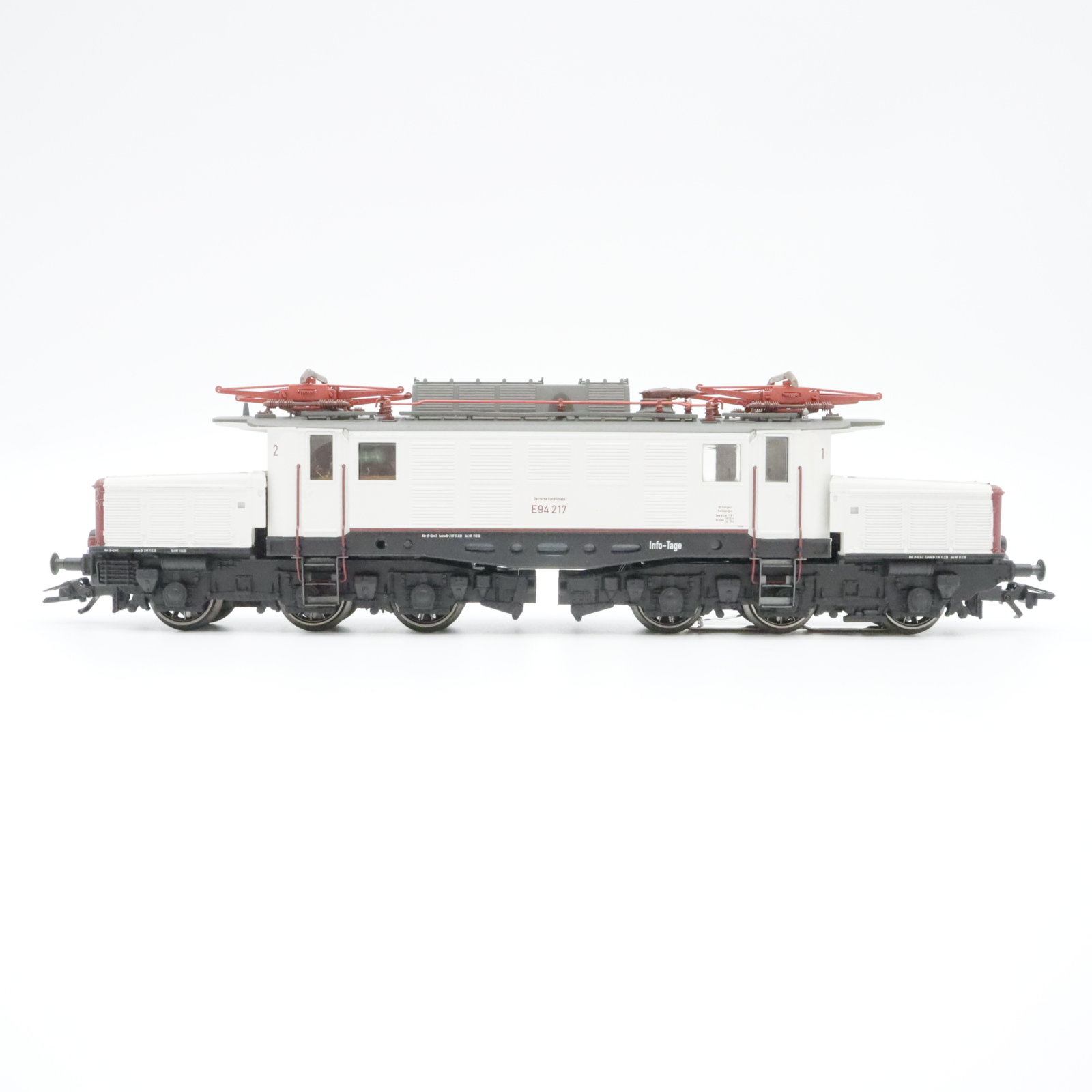 Märklin 39226 (4) Märklin 39226 DB BR E 94 mit Sound – Bild 4