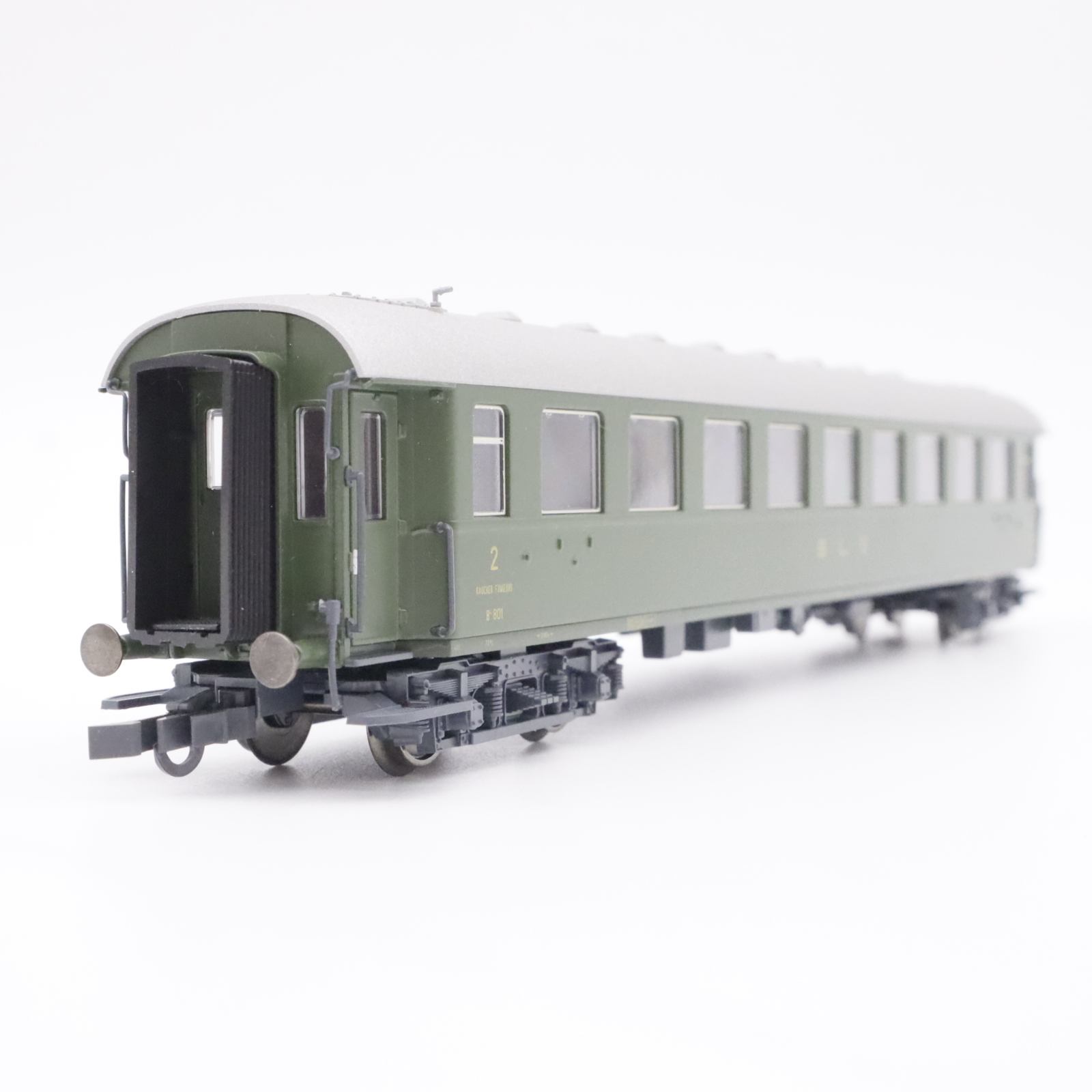 Roco 44869 (3) Roco 44869 BLS B4 Personenwagen 2.Kl. – Bild 3