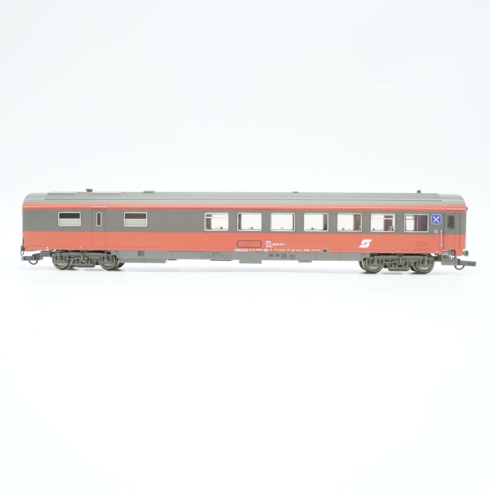 Roco 67639 (4) Roco 67639 ÖBB Eurofima Speisewagen – Bild 4