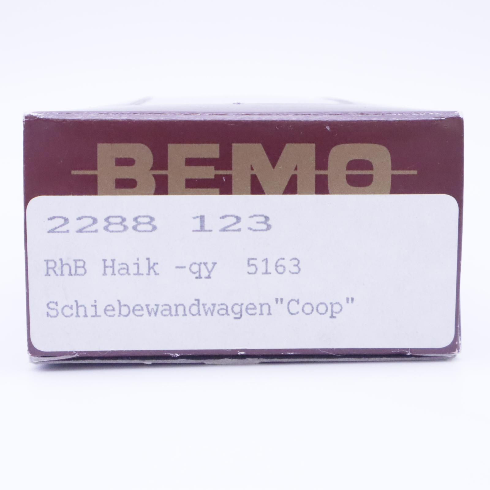 Bemo 2288 123 (8) Bemo 2288 123 RhB Schiebewandwagen "Coop" – Bild 8