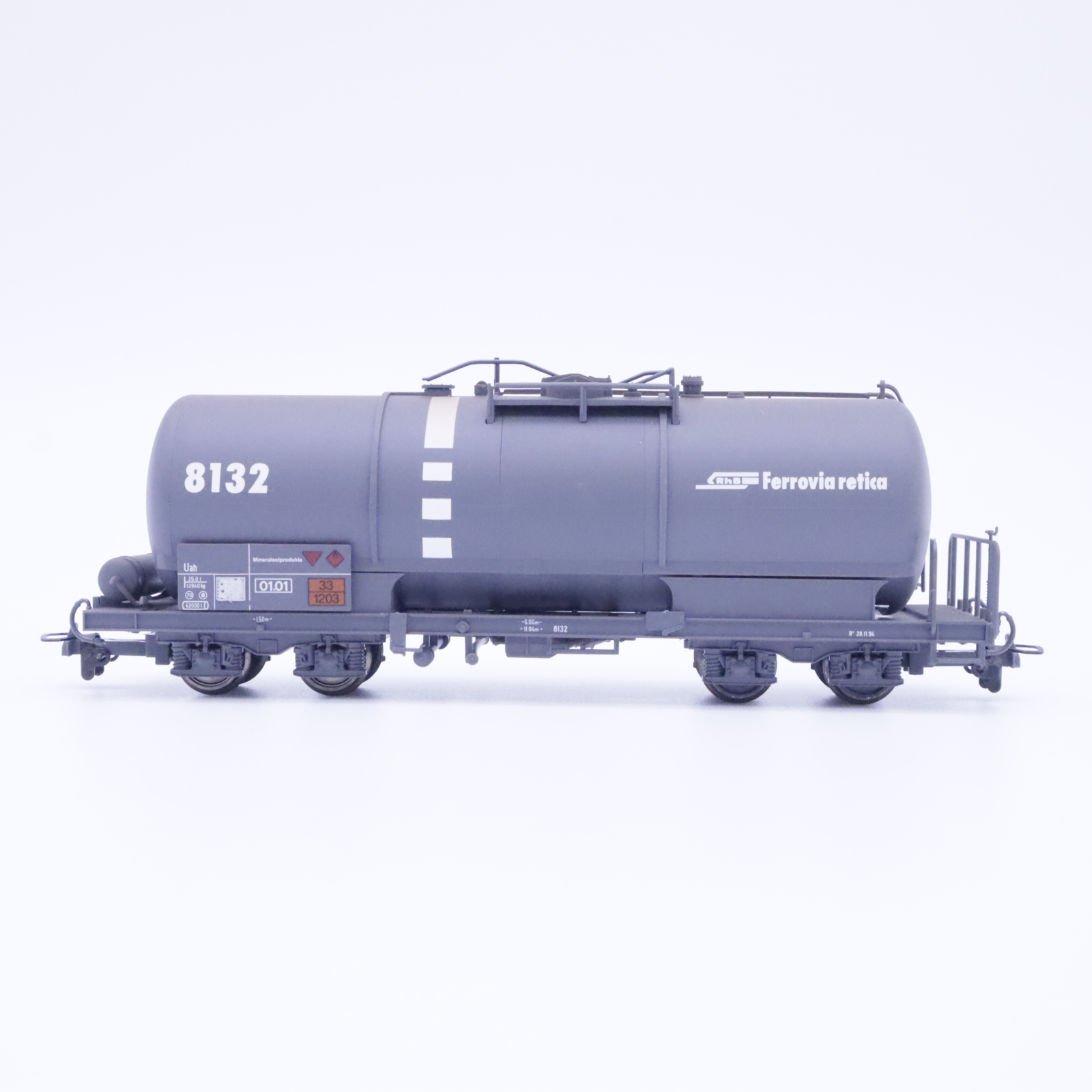 Bemo 2285 132 (4) Bemo 2285 132 RhB Uah 8132 Kesselwagen – Bild 4