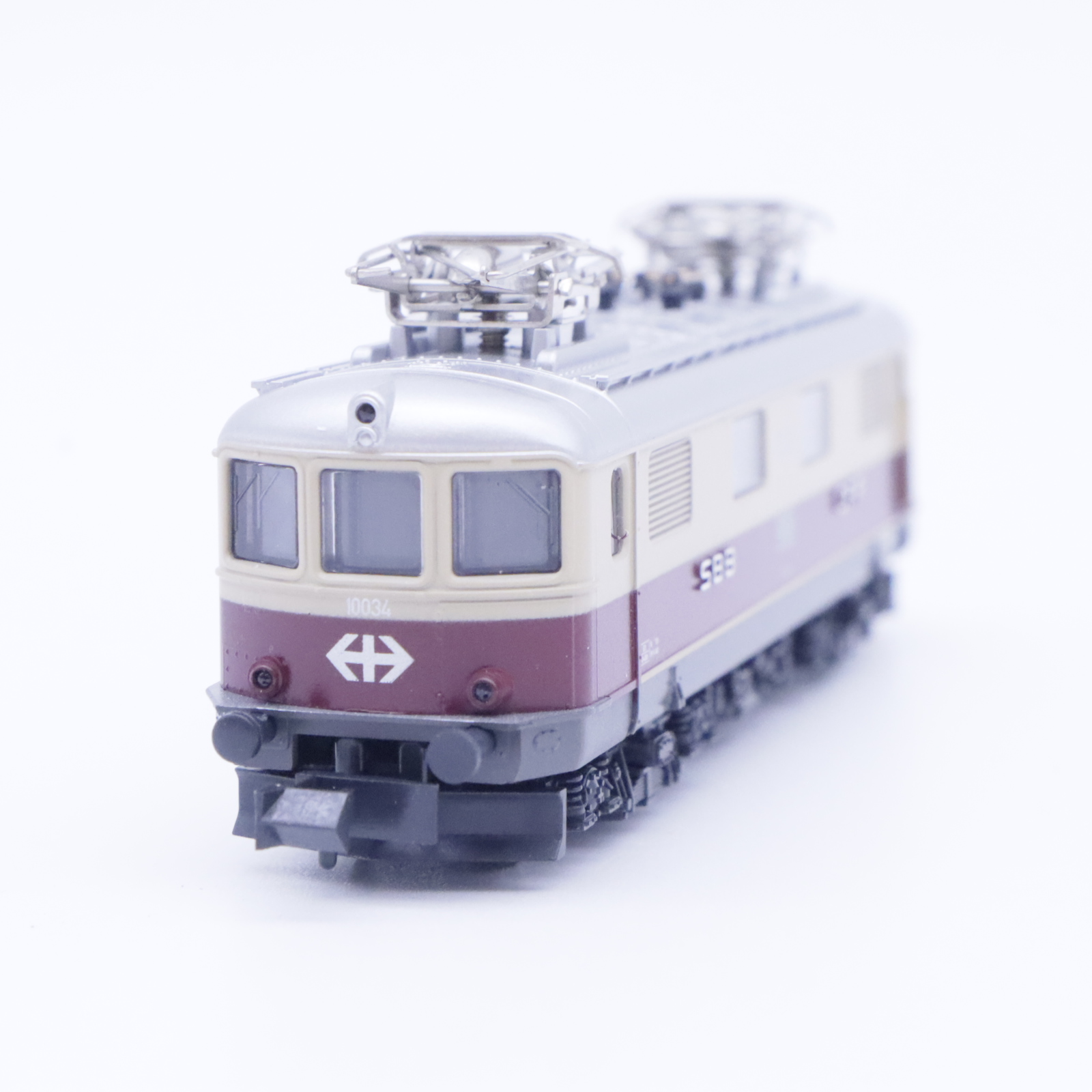 Kato K11605 (1) Spur N Lok