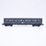 Piko 72045 DB Abteilwagen 3.Kl. Original gealtert – Bild 5